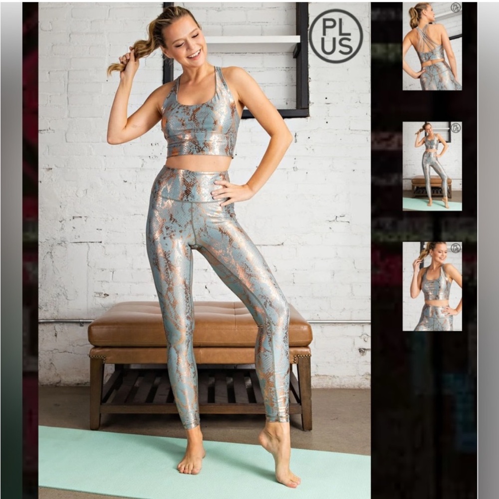 Rae Mode women’s sports bra and leggings, set size large